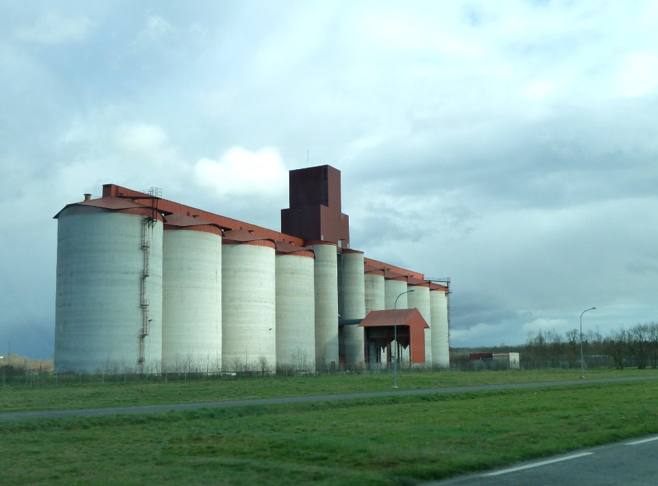 Silos à Maubourguet