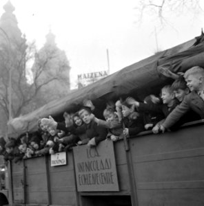 Sint Nicolaas in Amsterdam, Bestanddeelnr 901-1749 photo