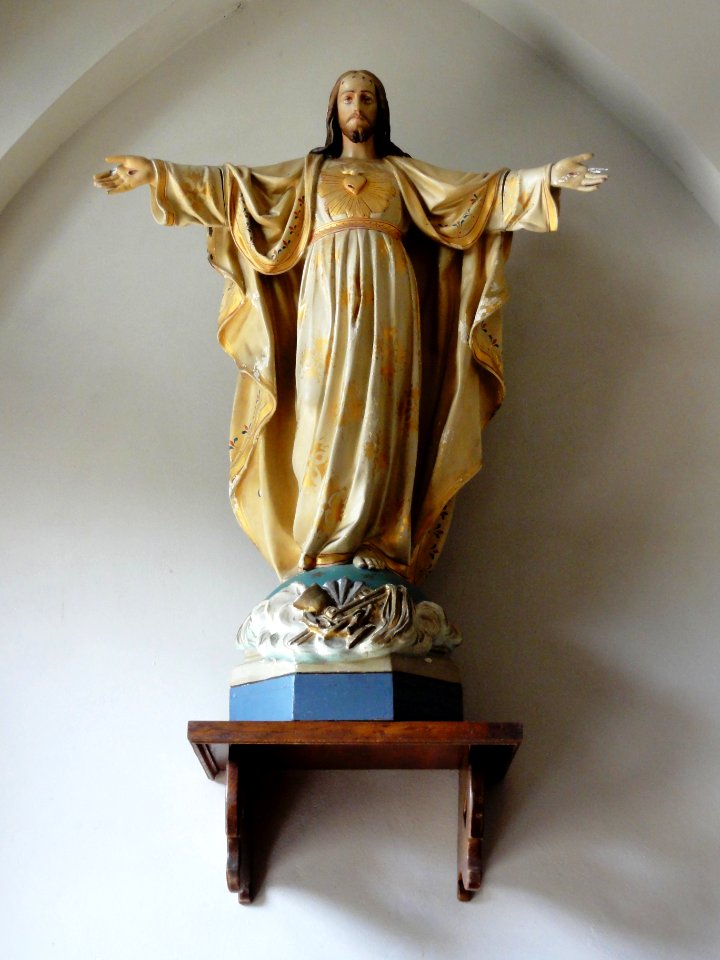 Sint Martinuskerk Katwijk (Cuijk) H.Hartbeeld in portaal