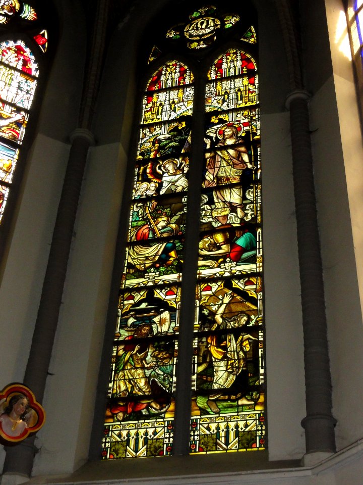 Sint Martinuskerk Katwijk (Cuijk) raam de verrijzenis van Christus