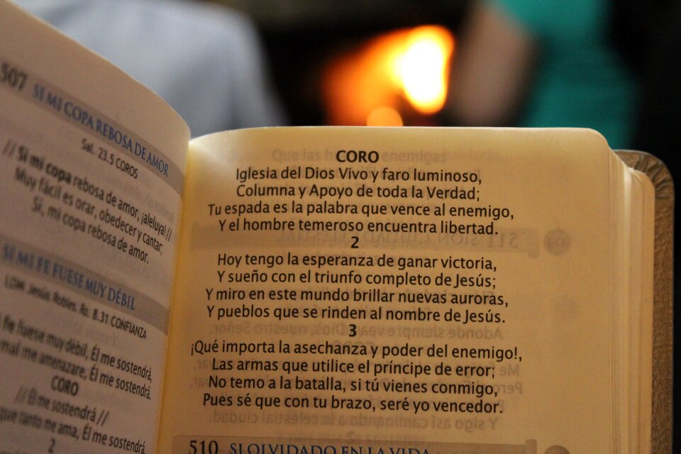 Sing worship church