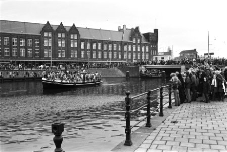 Sint Nicolaas arriveert in Amsterdam, Bestanddeelnr 924-0111
