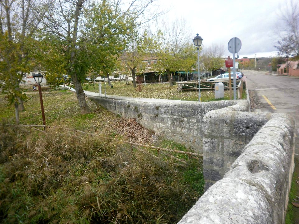Simancas - Puente de sobre el Pisuerga 2
