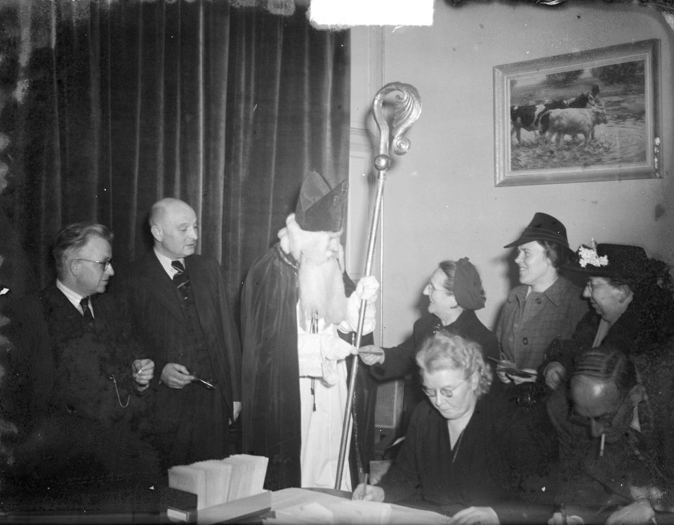 Sint Nicolaas bij de Nederlandse Onderwijzer Vereniging, Bestanddeelnr 903-1201