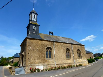 Singly (Ardennes) église, vue latérale