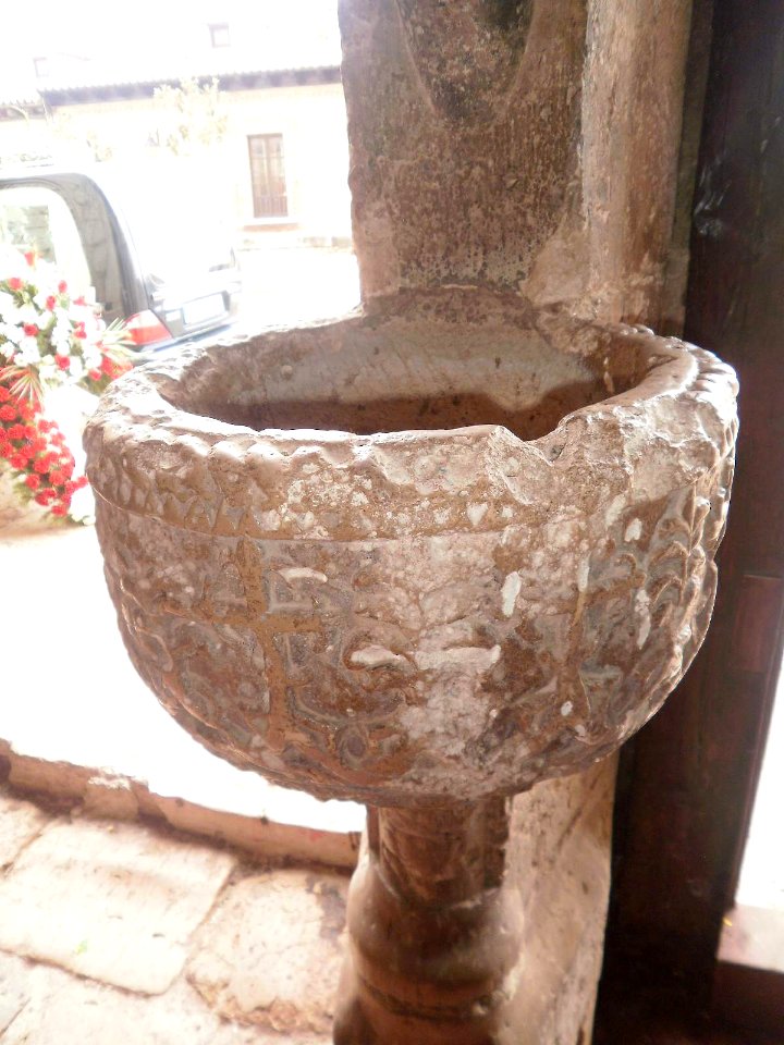 Simancas - Iglesia de El Salvador, interior 01