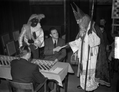 Sint Nicolaas bezoekt damkampioenen, Bestanddeelnr 905-4229
