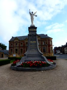 Signy-le-Petit (Ardennes) monument aux morts