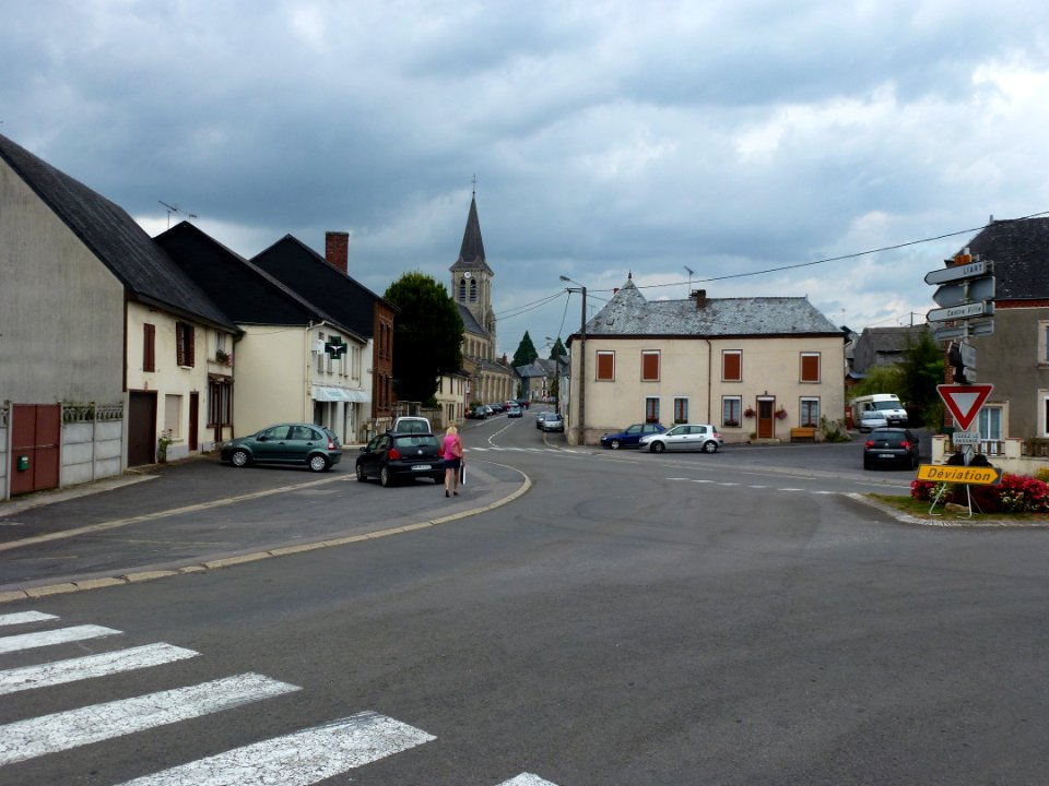 Signy-l'Abbaye (Ardennes) une rue