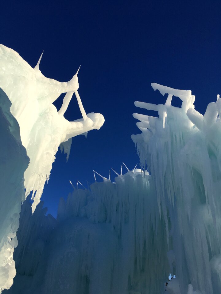 Ice castle canada