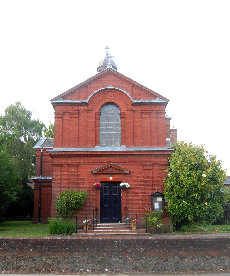 St Laurence's Church, Station Road, Petersfield (NHLE Code 1339241) (July 2019) (3)