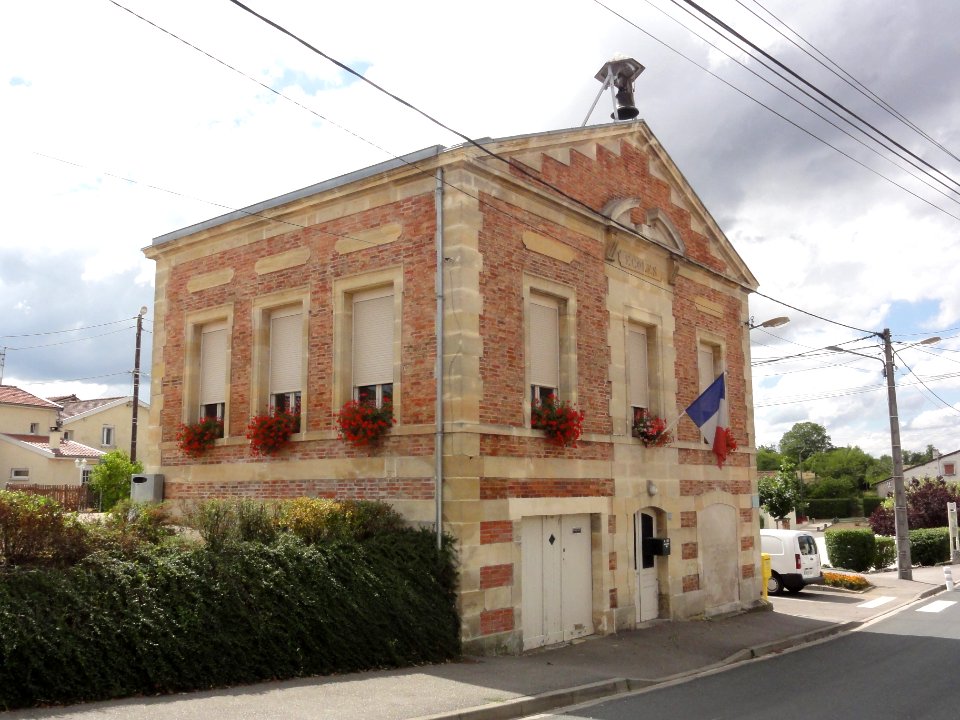 Silmont (Meuse) mairie-école
