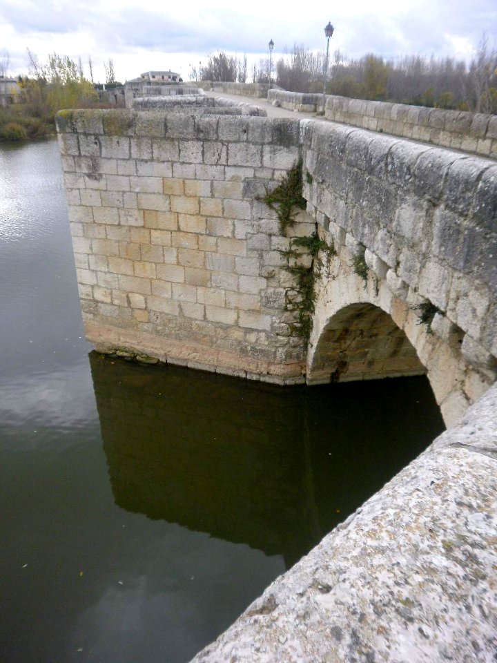 Simancas - Puente de sobre el Pisuerga 6