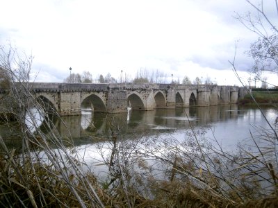 Simancas - Puente de sobre el Pisuerga 1