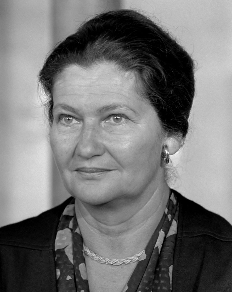 Simone Veil (1984) (cropped)