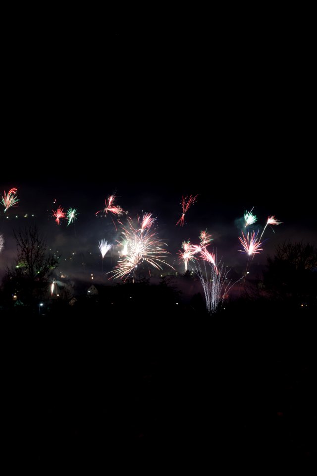 Silvesterfeuerwerk 2016, Wanfried, Hessen, Deutschland, IMG 3218 edit