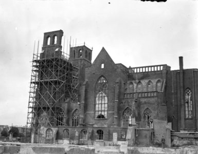 St. Walburgiskerk te Arnhem in de steigers, Bestanddeelnr 902-2608
