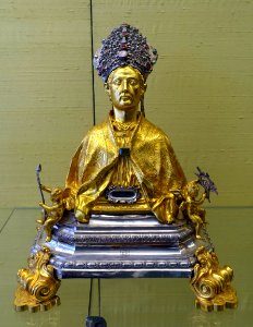 St. Willibald reliquary, probably Augsburg, 1642, silver, bronze, oak - Germanisches Nationalmuseum - Nuremberg, Germany - DSC02685