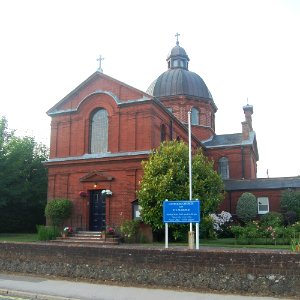 St Laurence's Church, Station Road, Petersfield (NHLE Code 1339241) (July 2019) (8)