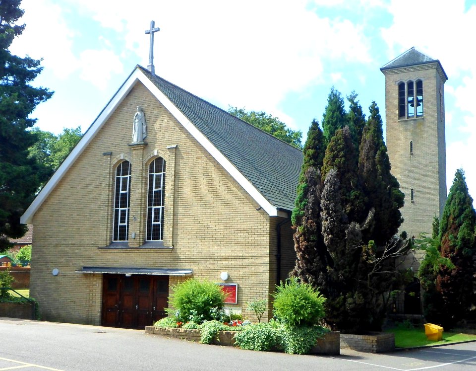 St John the Evangelist's RC Church, The Avenue, Tadworth