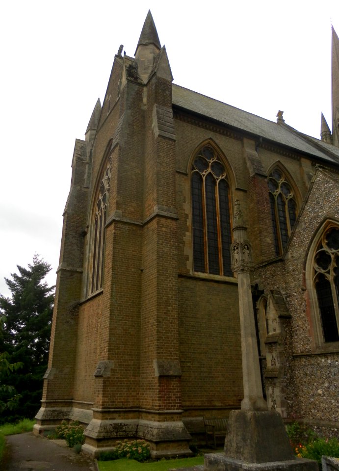 St John the Evangelist's Church, Woodlands Road, Redhill (NHLE Code 1029141) (September 2012) (4)