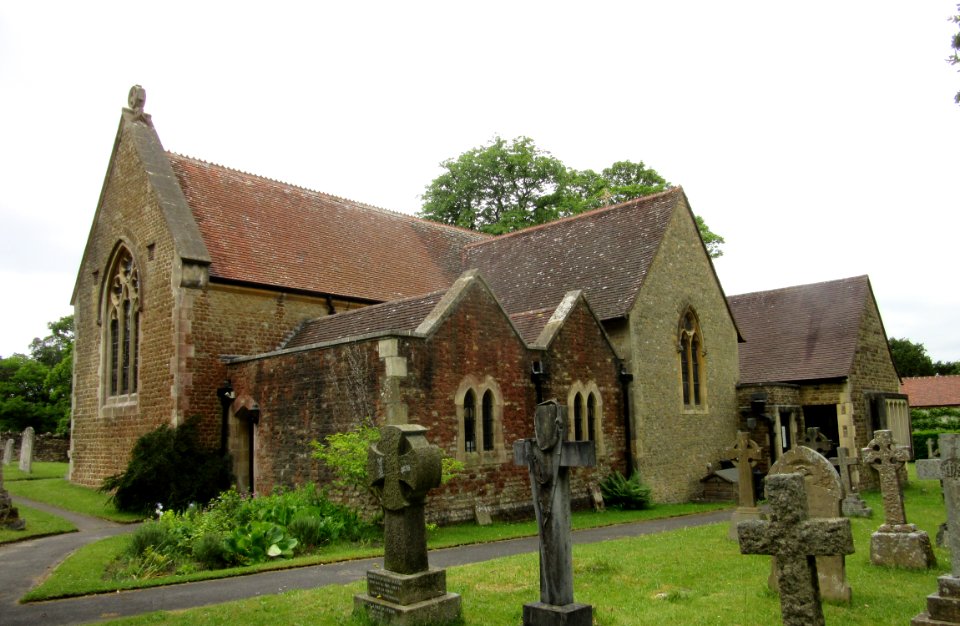 St John the Evangelist's Church, Old Kiln Lane, Churt (June 2015) (8)