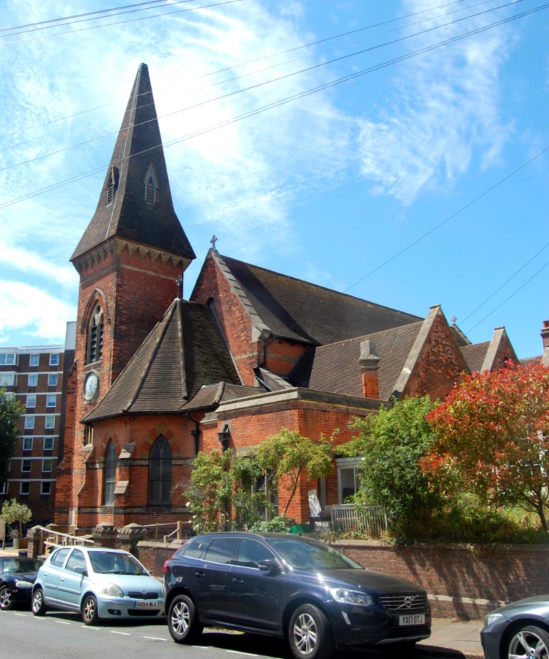 St Luke's Church, Old Shoreham Road, Prestonville, Brighton (July 2019) (4)