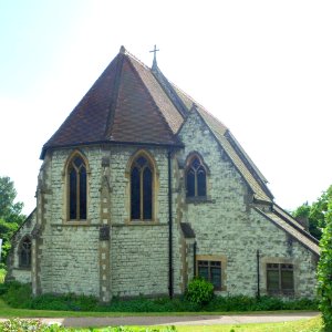 St Luke's Church, Church Road, South Park, Reigate (June 2013) (5)