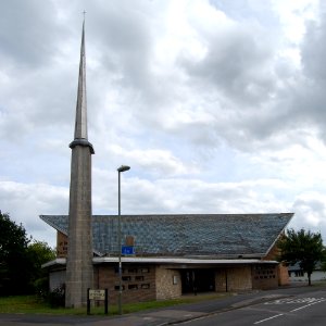 St John the Evangelist's Church, Redlands Road, Fareham (May 2019) (8)