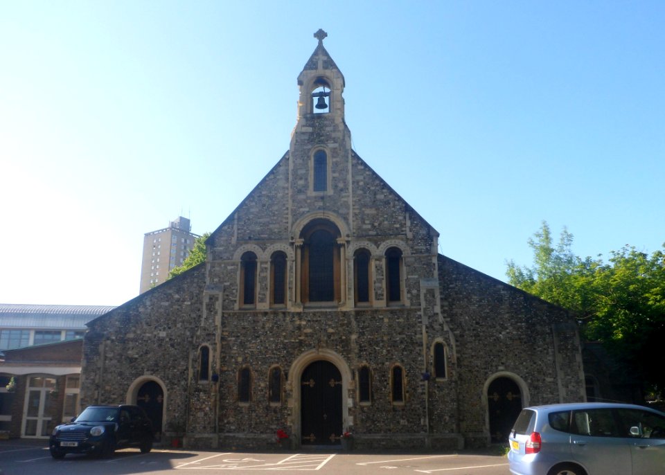 St Luke's Church, Greetham Street, Southsea (NHLE Code 1104307) (June 2017) (3)