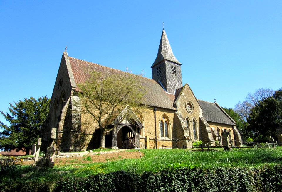 St John the Baptist's Church, Brighton Road, Busbridge (April 2015) (9)
