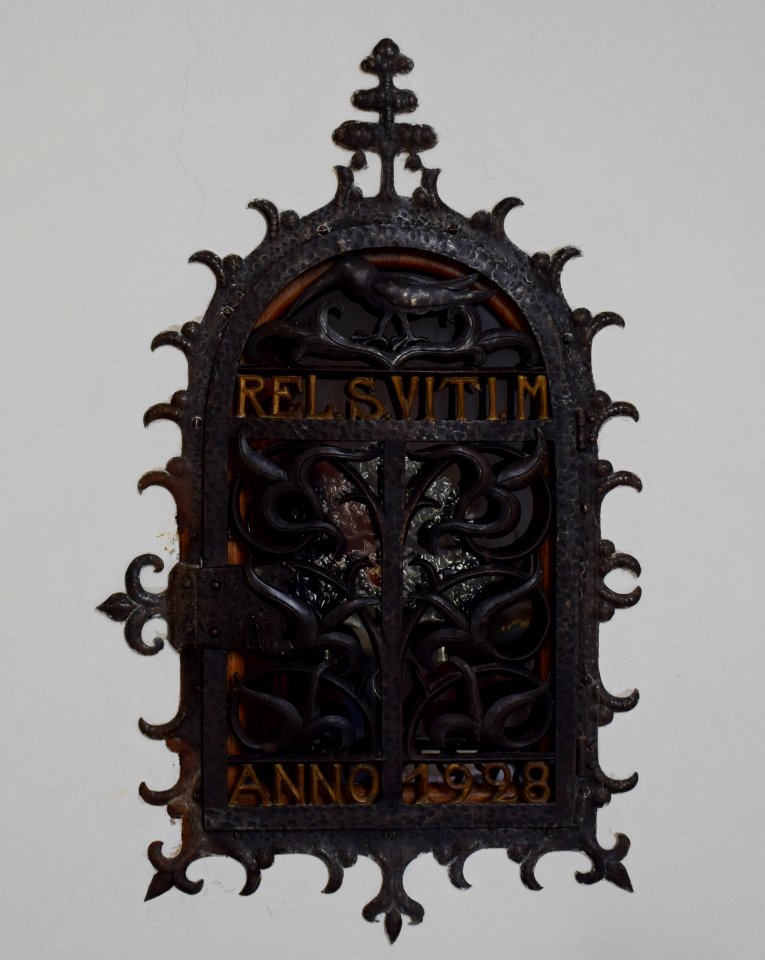 St. Vit - St. Vitus - Nische mit Reliquienmonstranz