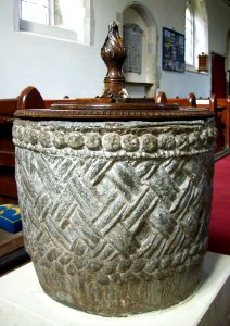 St Lawrence, Denton, the font