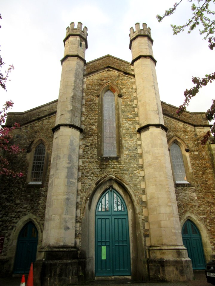 St John the Baptist's Church, Drake Road, Newport, Isle of Wight (May 2016) (6)