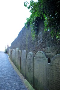 St James's Gardens Cemetry entrance