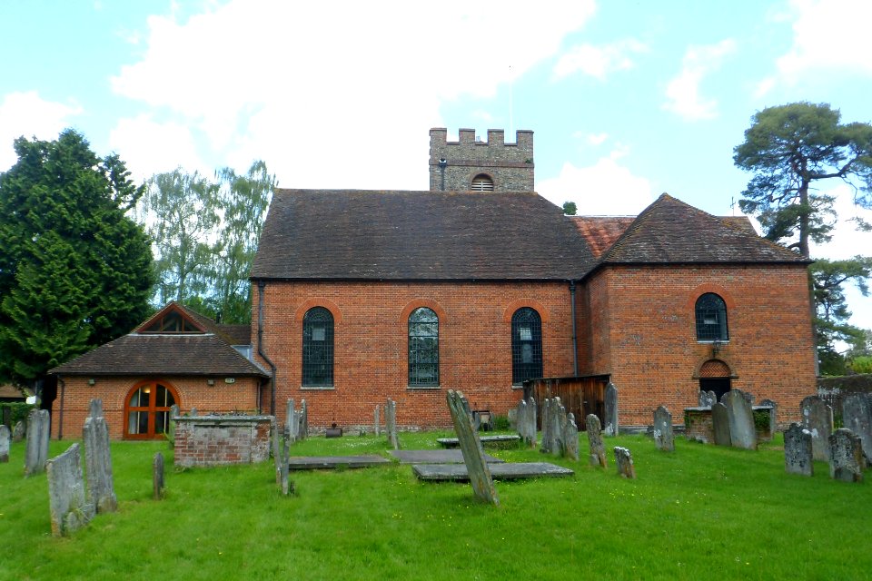 St John the Baptist's Church, The Street, Wonersh (May 2014) (3)