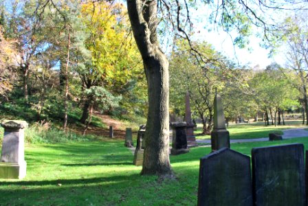 St James's Gardens Cemetry