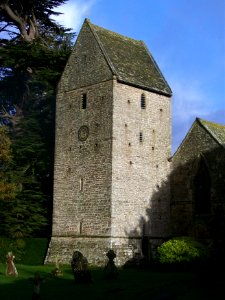 St James, Kinnersley, tower