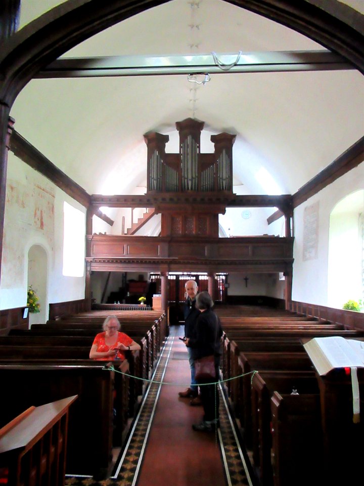 St James, Bramley, looking west
