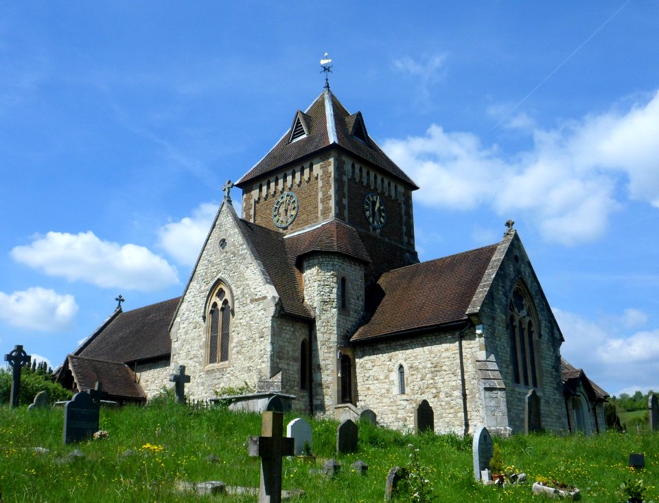 St Lawrence's Church, Manor Fields, Seale (May 2014) (8)
