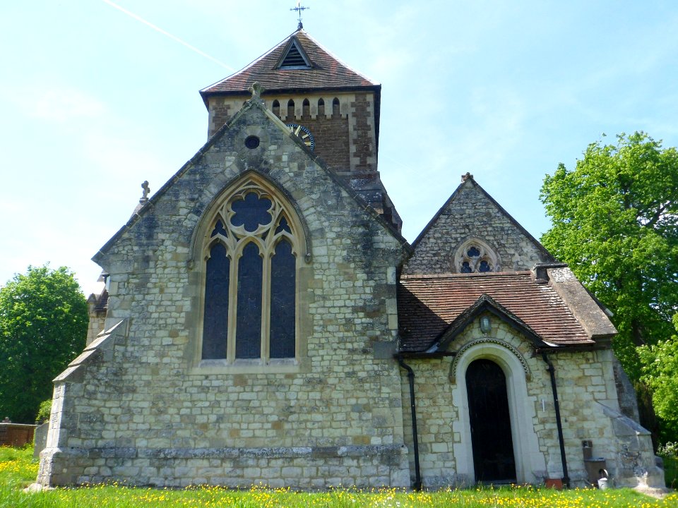 St Lawrence's Church, Manor Fields, Seale (May 2014) (10)