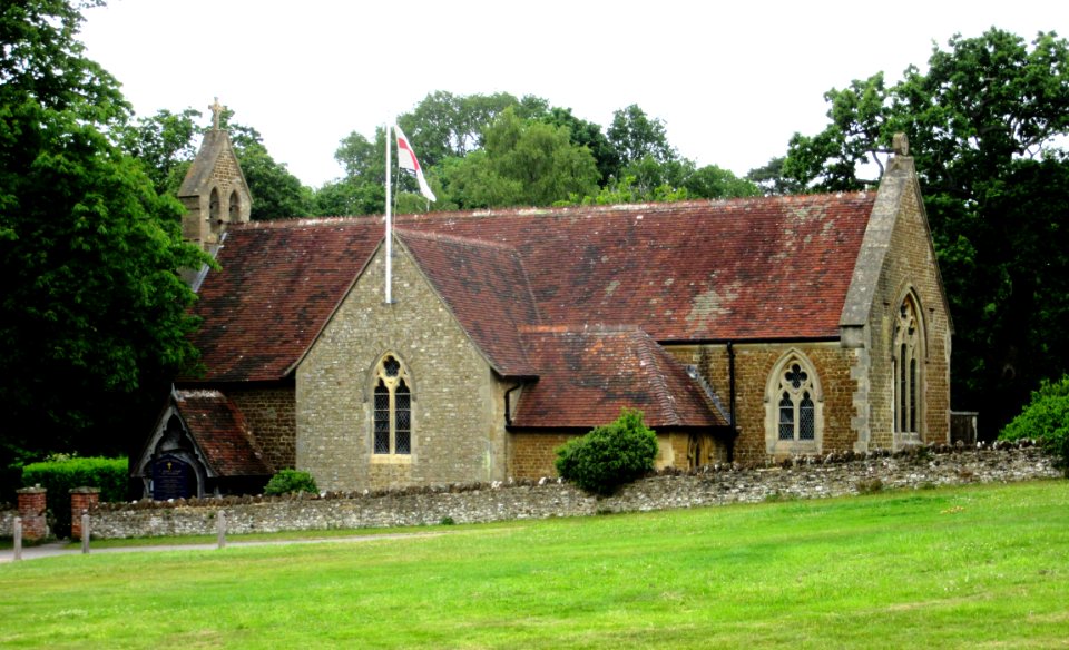 St John the Evangelist's Church, Old Kiln Lane, Churt (June 2015) (1)