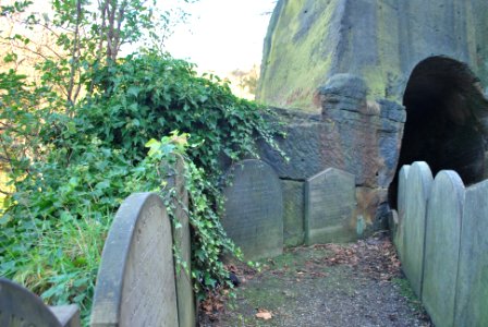 St James's Gardens with tunnel on right