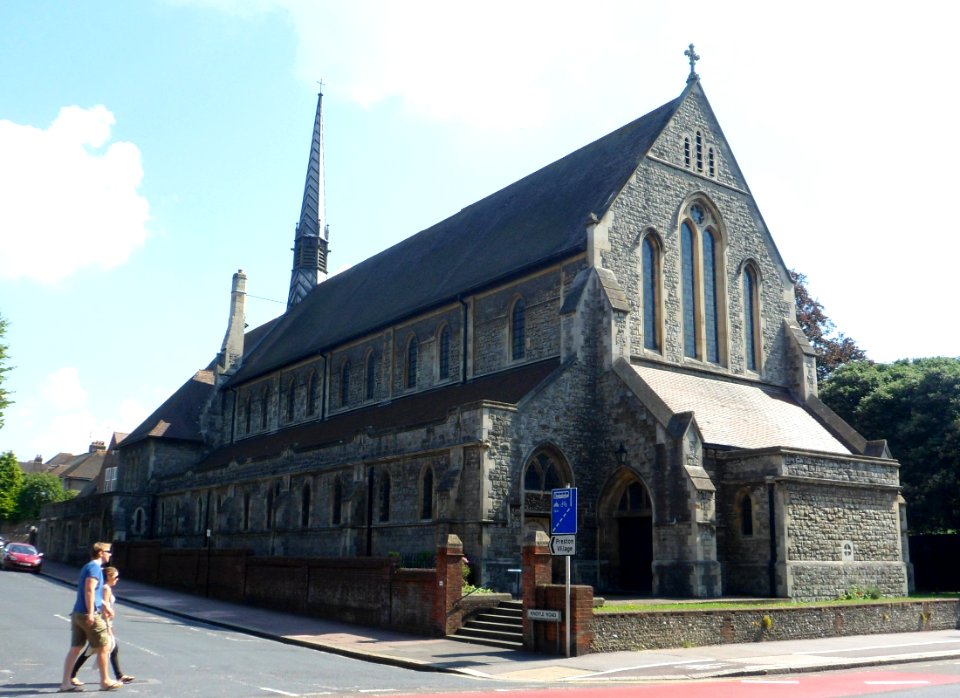 St John the Evangelist's Church, junction of London Road and Knoyle Road, Preston Park, Brighton (NHLE Code 1380756) (August 2013) (3)