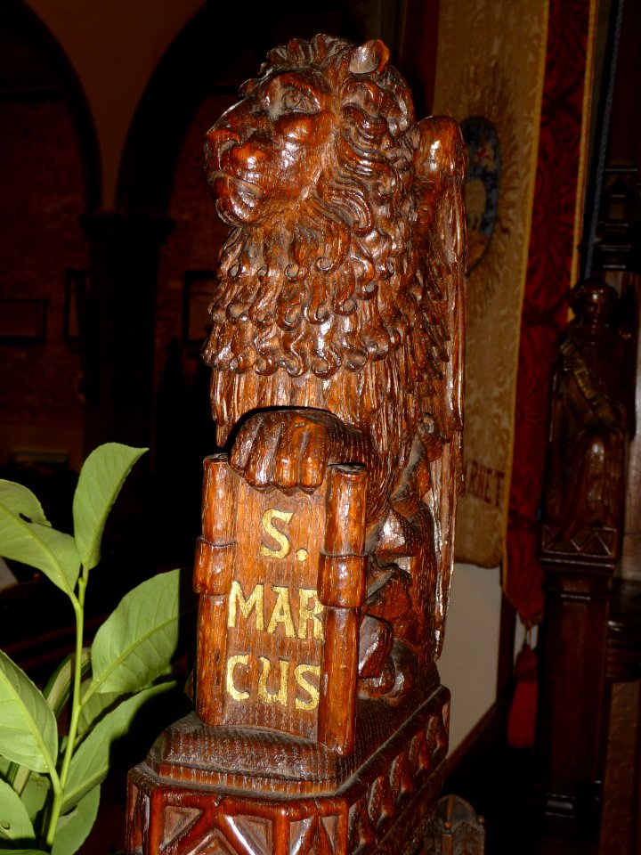 St John the Baptist, Chipping Barnet (interior) 08