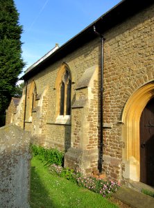 St John the Evangelist's Church, Church Road, Milford (June 2015) (9)