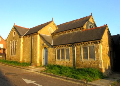 St James's Hall (former Mission Room), Falcon Road, East Cowes (May 2016) (2)