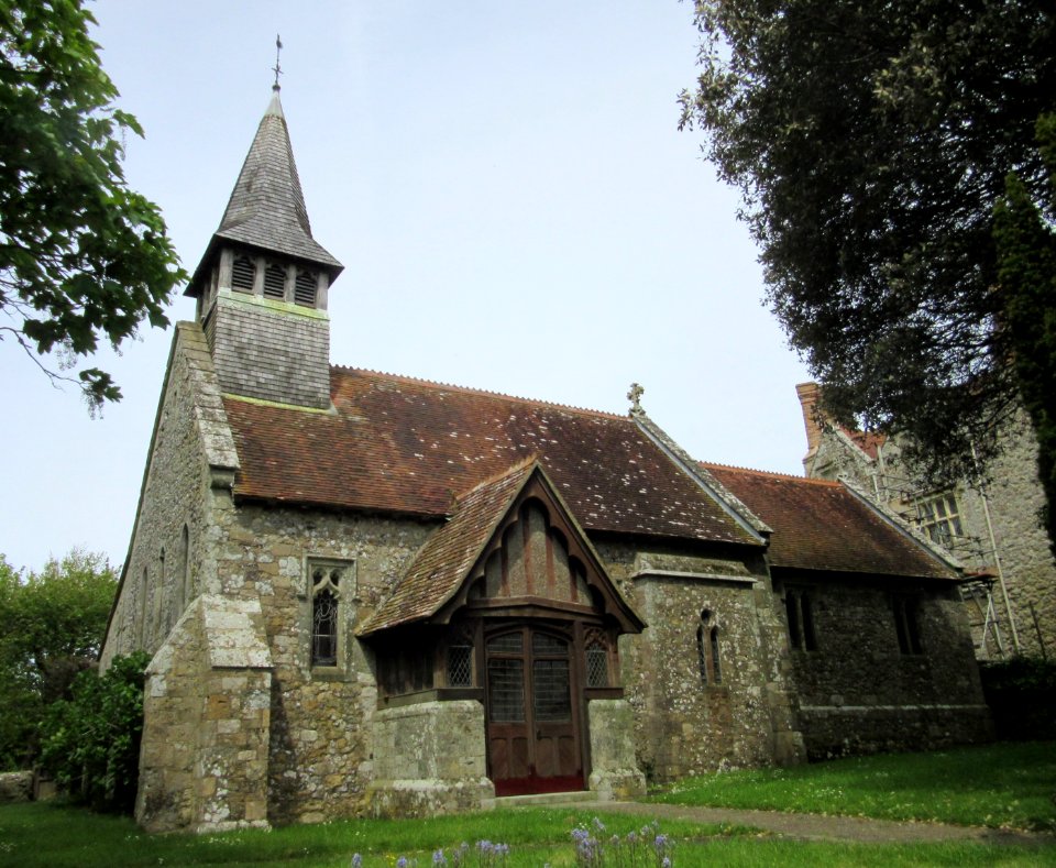 St John the Baptist's Church, Yaverland Road, Yaverland (May 2016) (7)