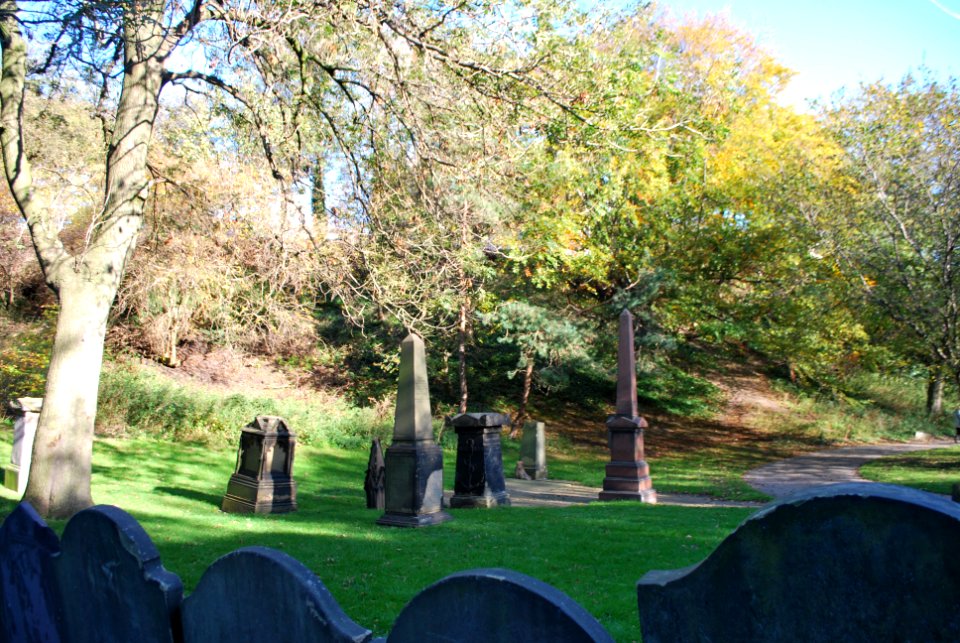 St James's Gardens bottom 3