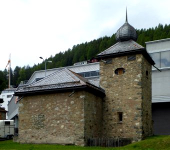 St. Moritz, Zwiebelturm, Via Ludains, 1